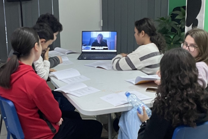 Hope Explored by teenagers in Serbia