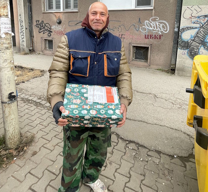 Shoebox gifts ease life on the economic margin
